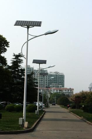 吐鲁番太阳能路灯批发厂家